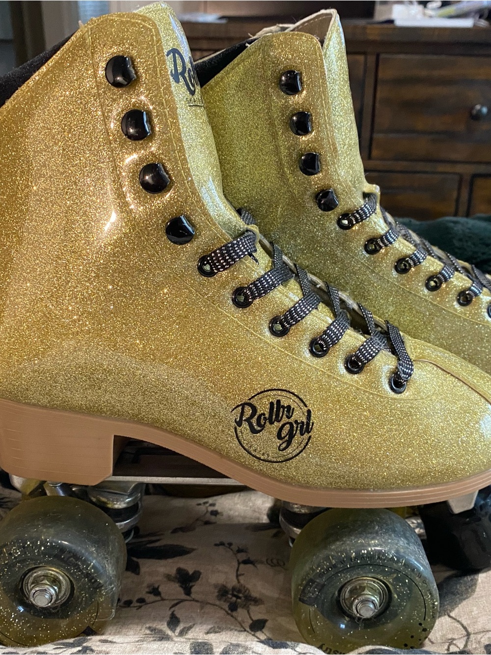 Roller Girl Gold Glitter Roller Skates for Women